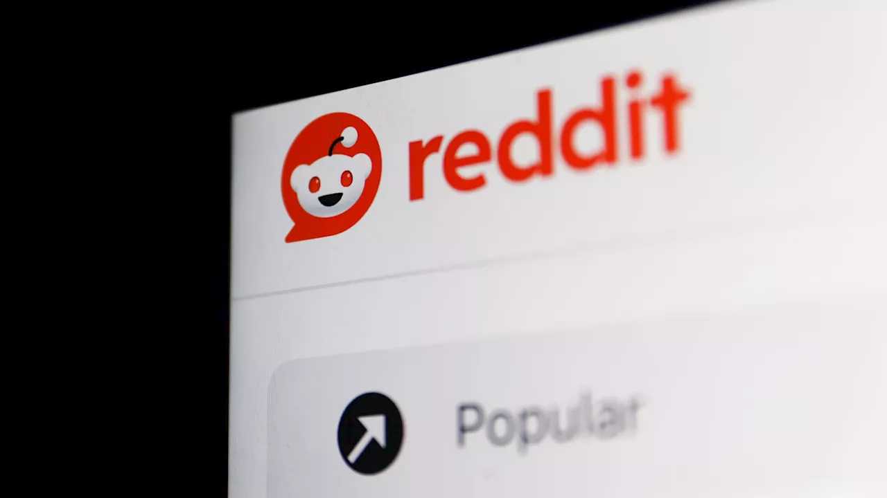 CNBC Daily Open: Everyone loves Reddit