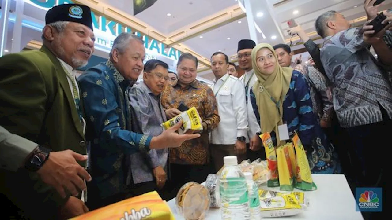 Ramai UMKM Unik Mejeng di Indonesia Sharia Economic Festival 2024