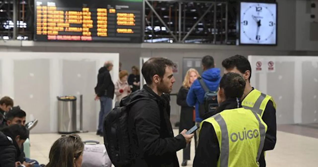 SUSPENDEN la actividad en TRENES, AVIONES, puertos y COLECTIVOS en toda la región por la tormenta