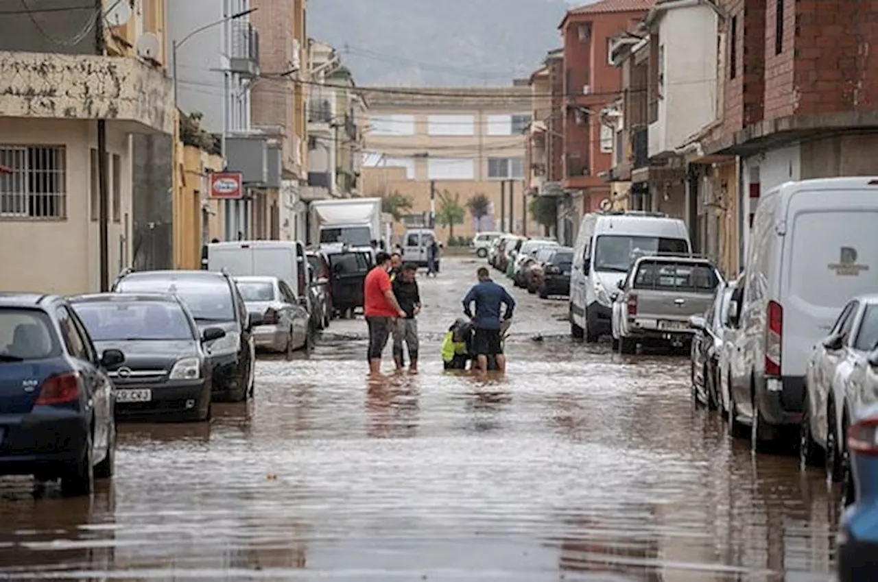 Minst 13 döda efter översvämningar i Spanien