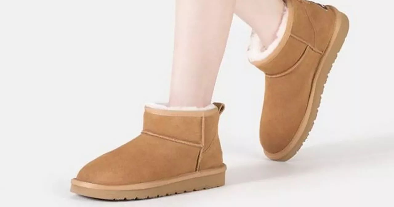 Shoppers rave about 'incredibly comfy' boots 'perfect for keeping toes warm'