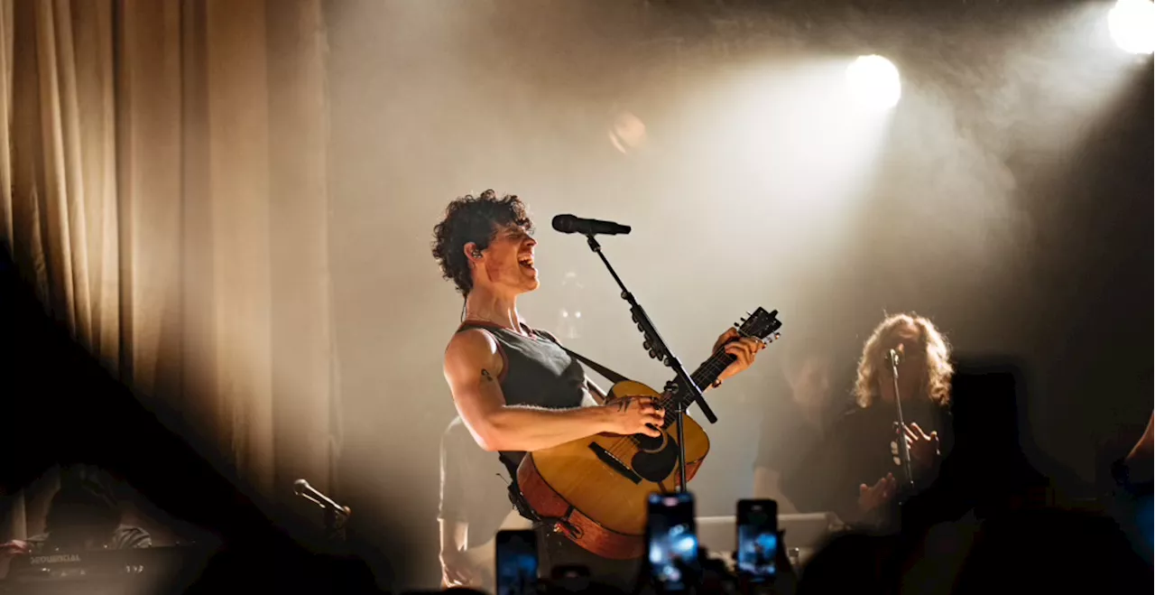 Shawn Mendes Opens Up About Sexuality at Red Rocks Show