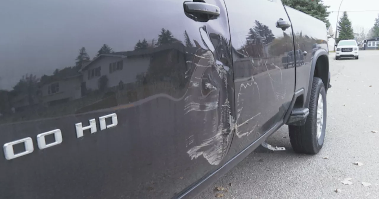 Airpods help Calgary woman, police find 2 vehicles after back-to-back carjacking and theft