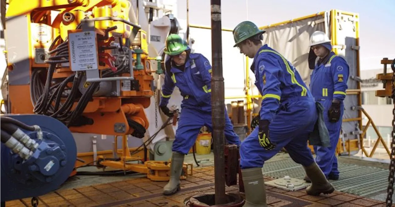 Precision Drilling sees 3rd-quarter profits rise on stronger rig demand