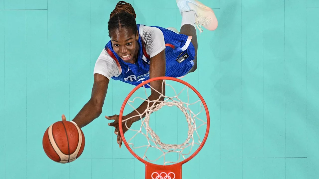 Basket : Dominique Malonga première Française à dunker en match à seulement 18 ans