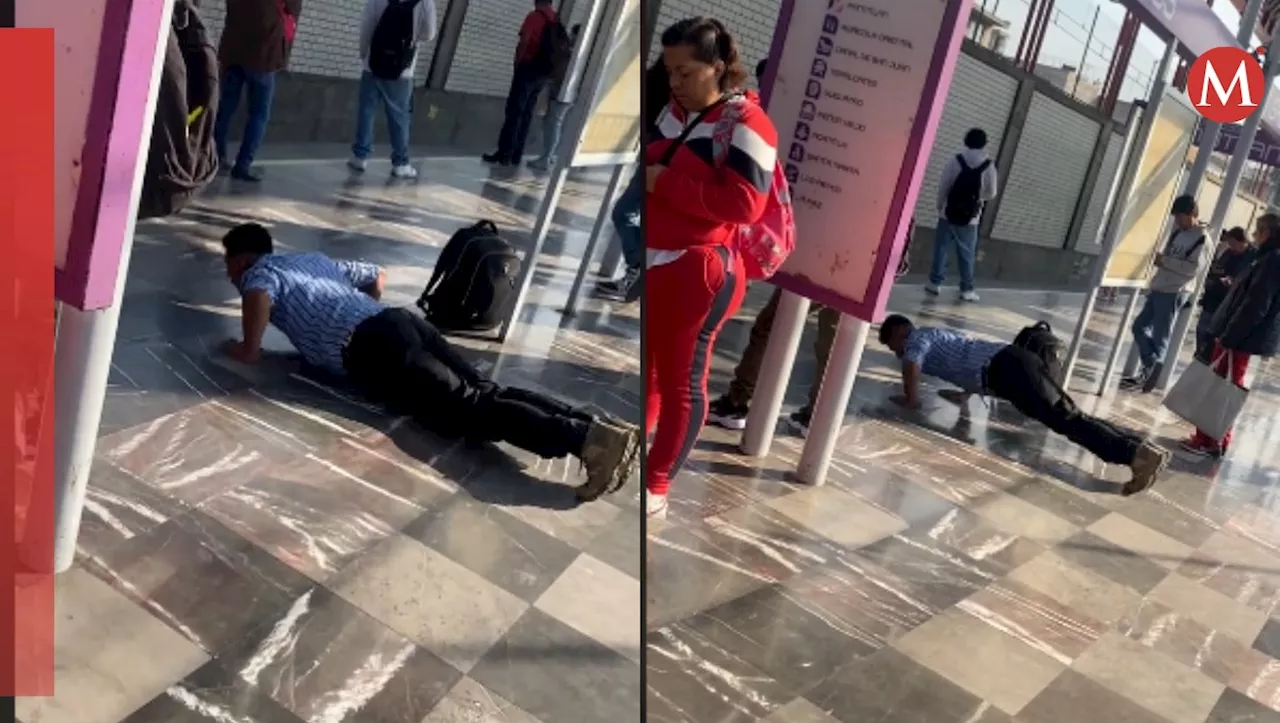 Hombre hace lagartijas mientras espera el Metro de la Ciudad de México y se vuelve viral