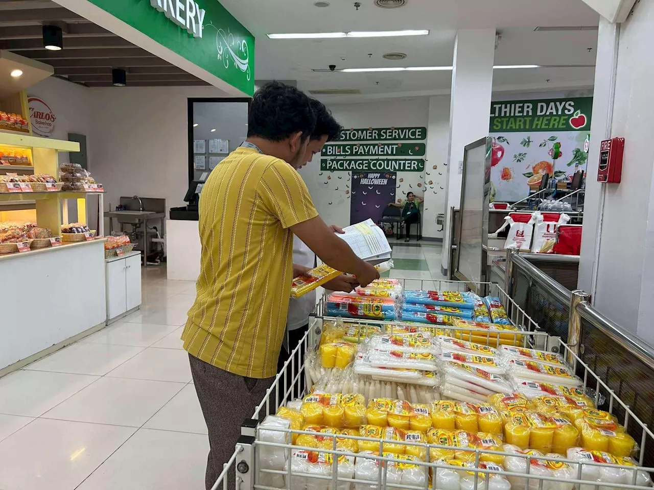 DTI checks prices of essential ‘Undas’ items; CAAP ready for travel surge in Western Visayas