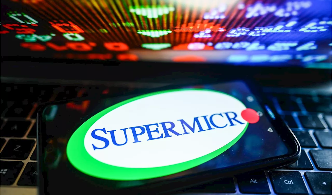 Super Micro shares plunge 35% as auditor resigns after raising concerns months earlier