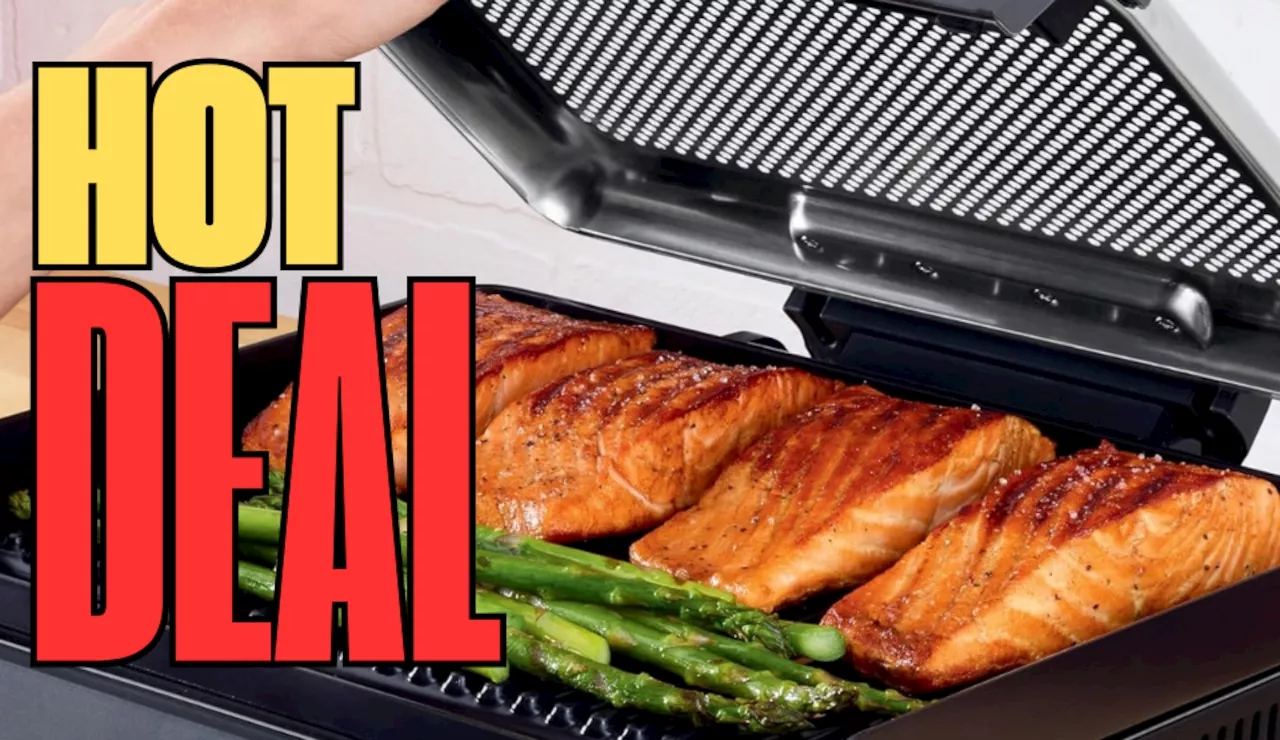 Amazon finally has this Ninja smokeless indoor grill & griddle back on sale for its lowest price — but only f