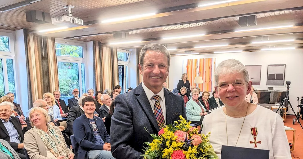 Viel zu selten: Frau aus dem Kreis Höxter bekommt Bundesverdienstkreuz