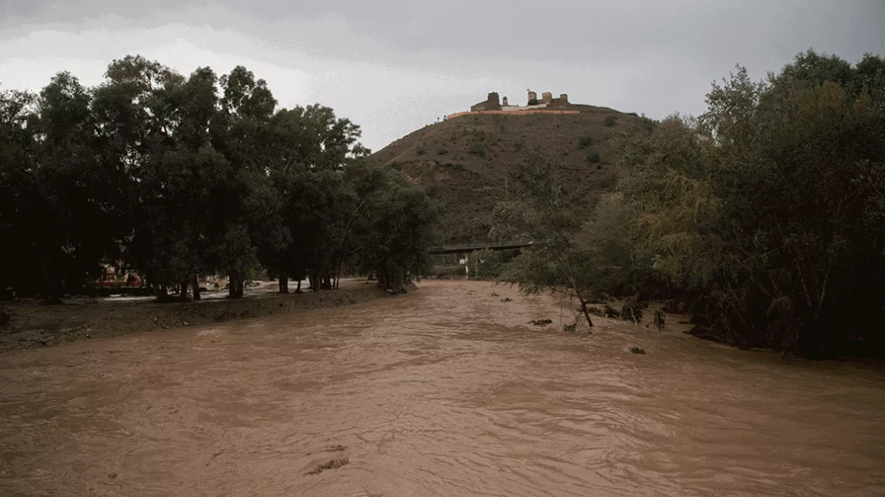 Violentes inondations à Valence: plusieurs corps retrouvés, des personnes toujours portées disparues