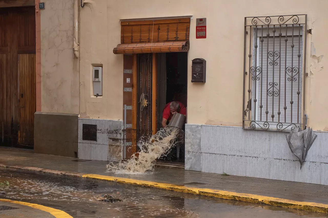 Temporal em Espanha: autoridades pedem que população fique em casa