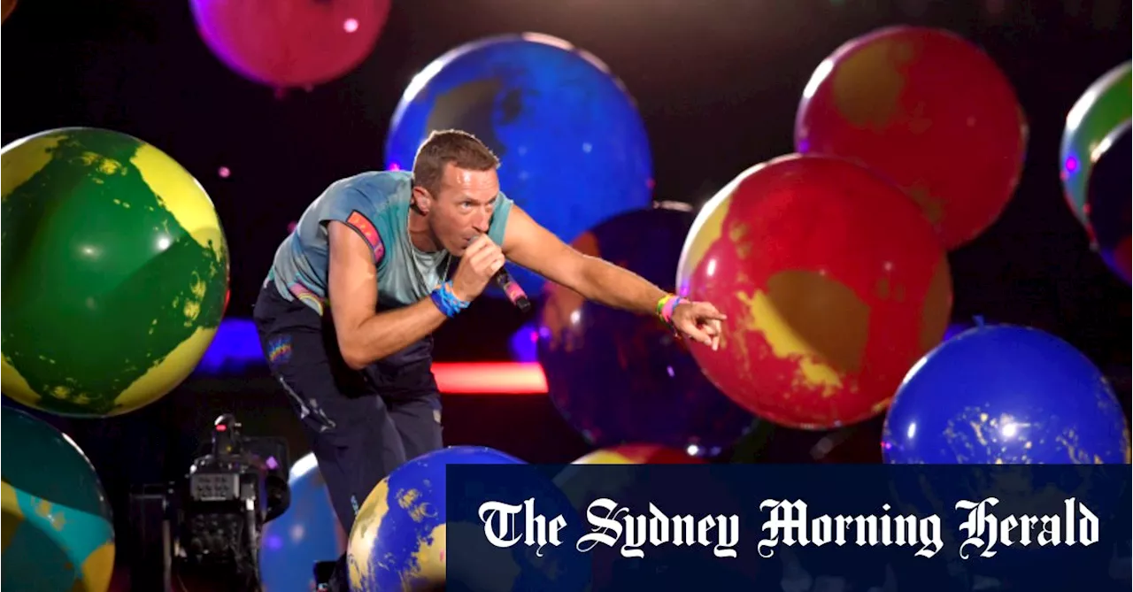 Coldplay perform without their bassist for the first time ever