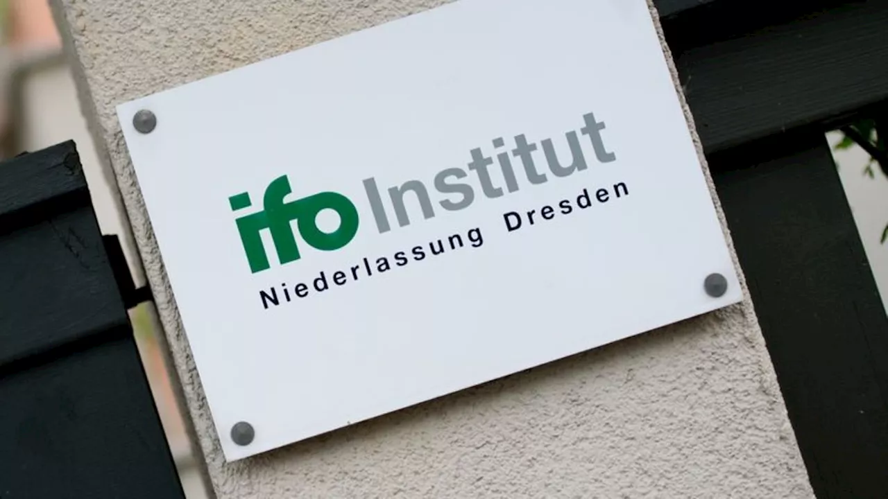 Wirtschaft in Ostdeutschland: Ifo-Institut: Geschäftsklima im Osten stagniert