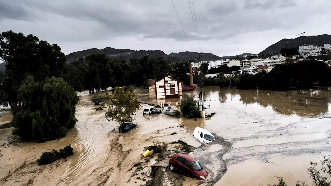 Minst 13 döda i svåra översvämningar i Spanien