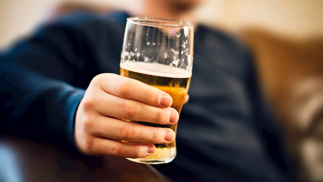 Boost for pubgoers as price of pint to FALL – but drinkers still face booze price hikes...