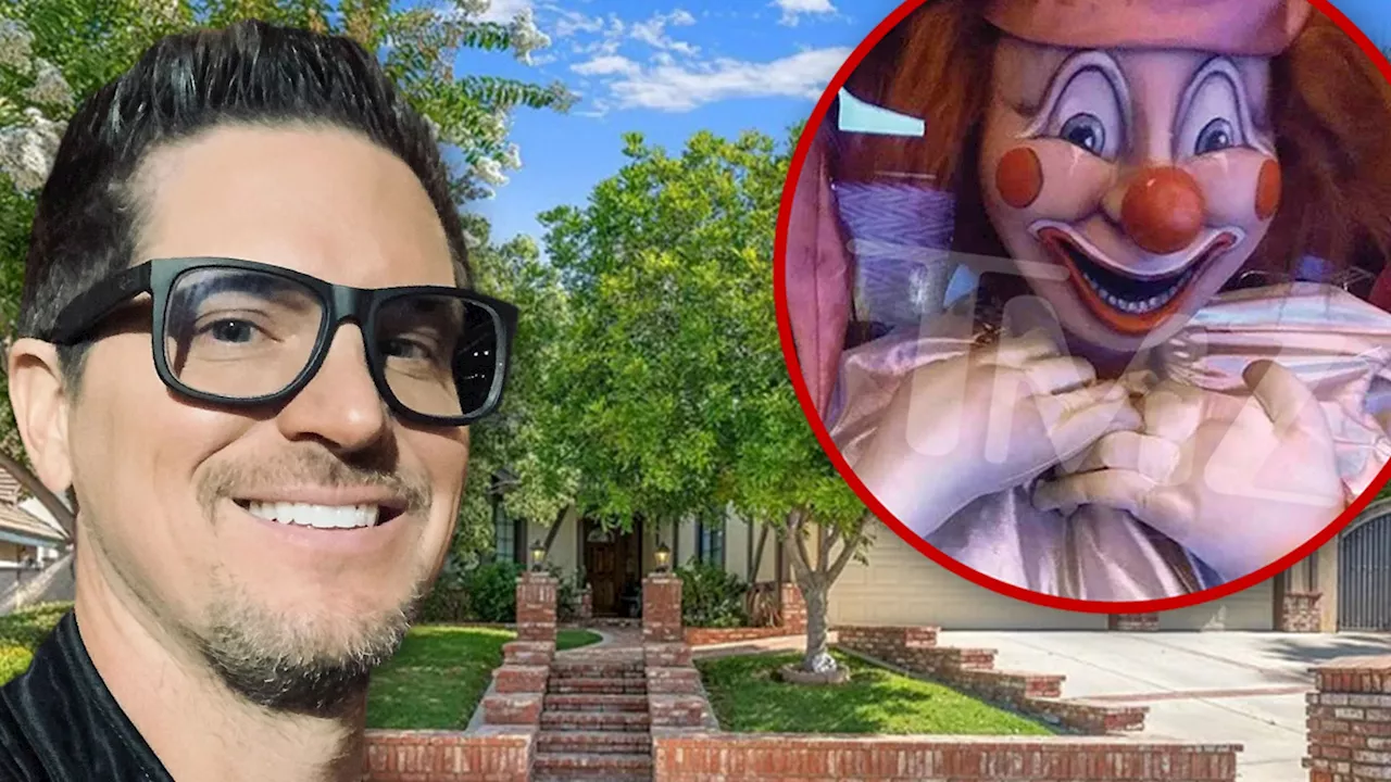 Zak Bagans Is Set to Investigate Famous 'Poltergeist' House