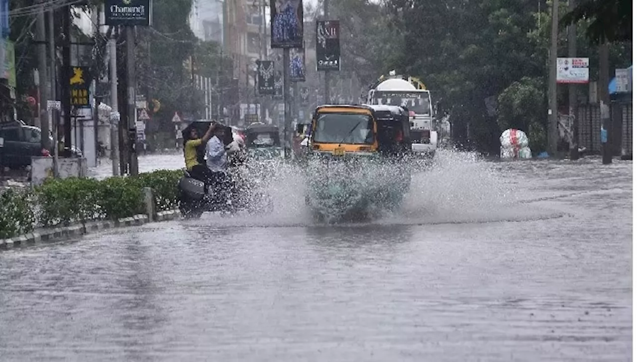 AP Rain Alert: బంగాళాఖాతంలో ఉపరితల ఆవర్తనం, ఏపీకు వర్షసూచన