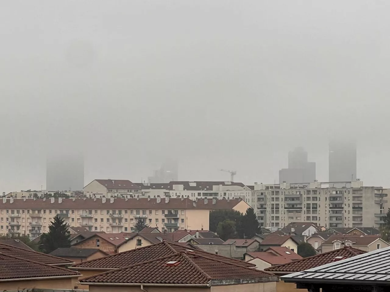 Une large partie de la France dans le brouillard : pourquoi ce phénomène météo devrait durer ?