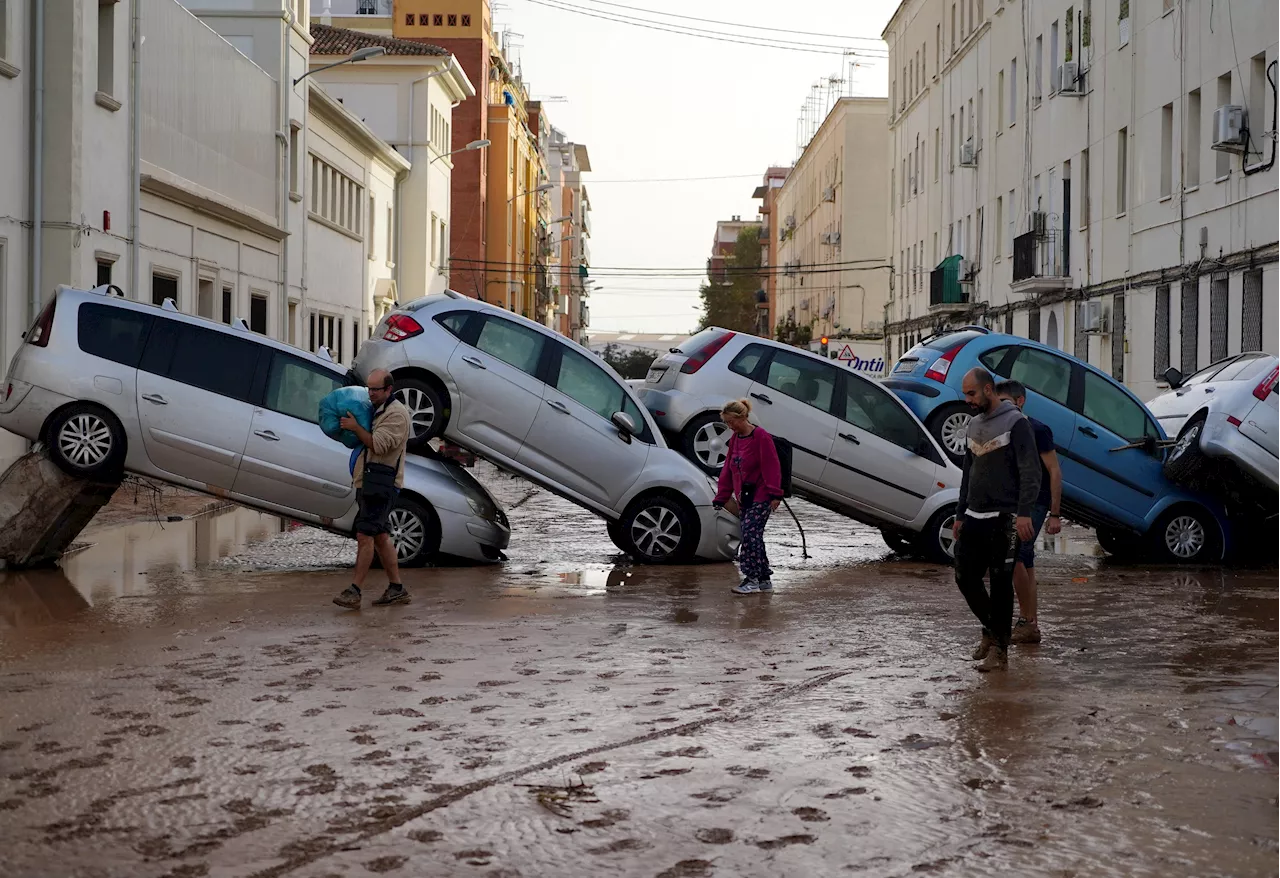 Valencia, 95 morti per alluvione: news di oggi