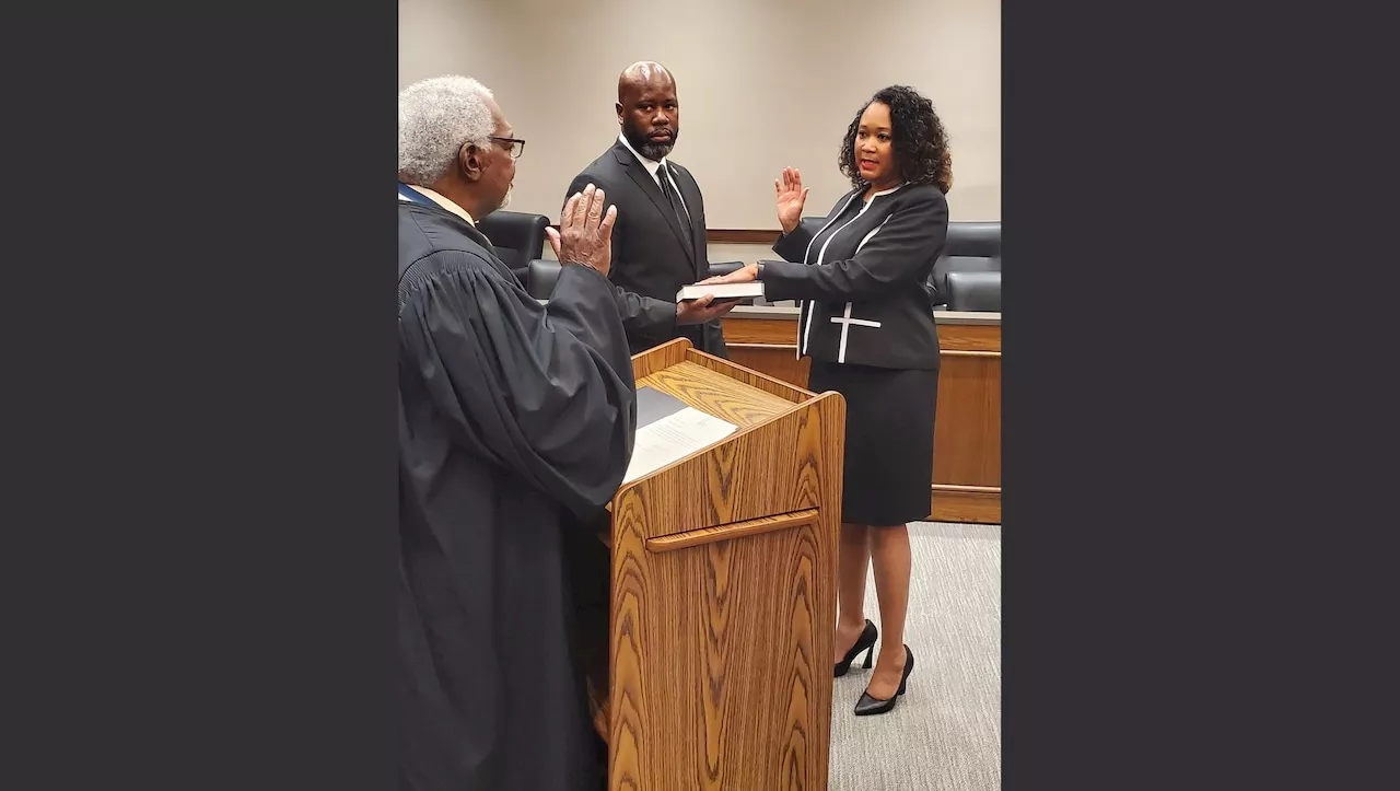 Ivey appoints Azzie Oliver as first Black Montgomery County district attorney