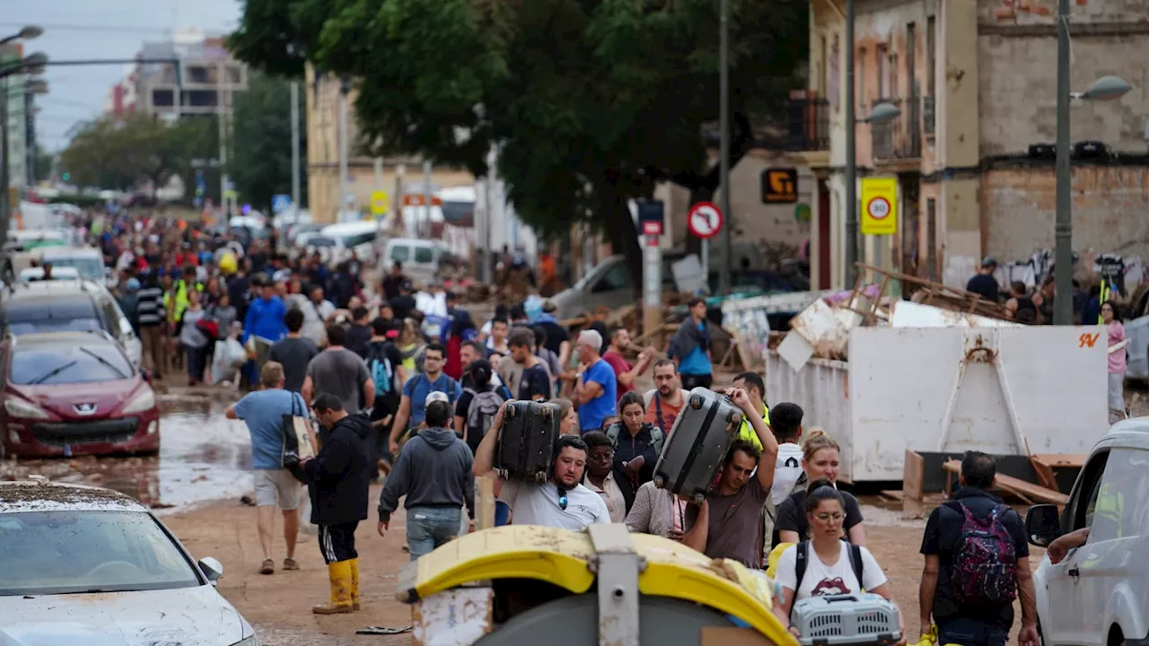 Espagne: plus de 150 morts et 'des dizaines' de disparus dans les inondations