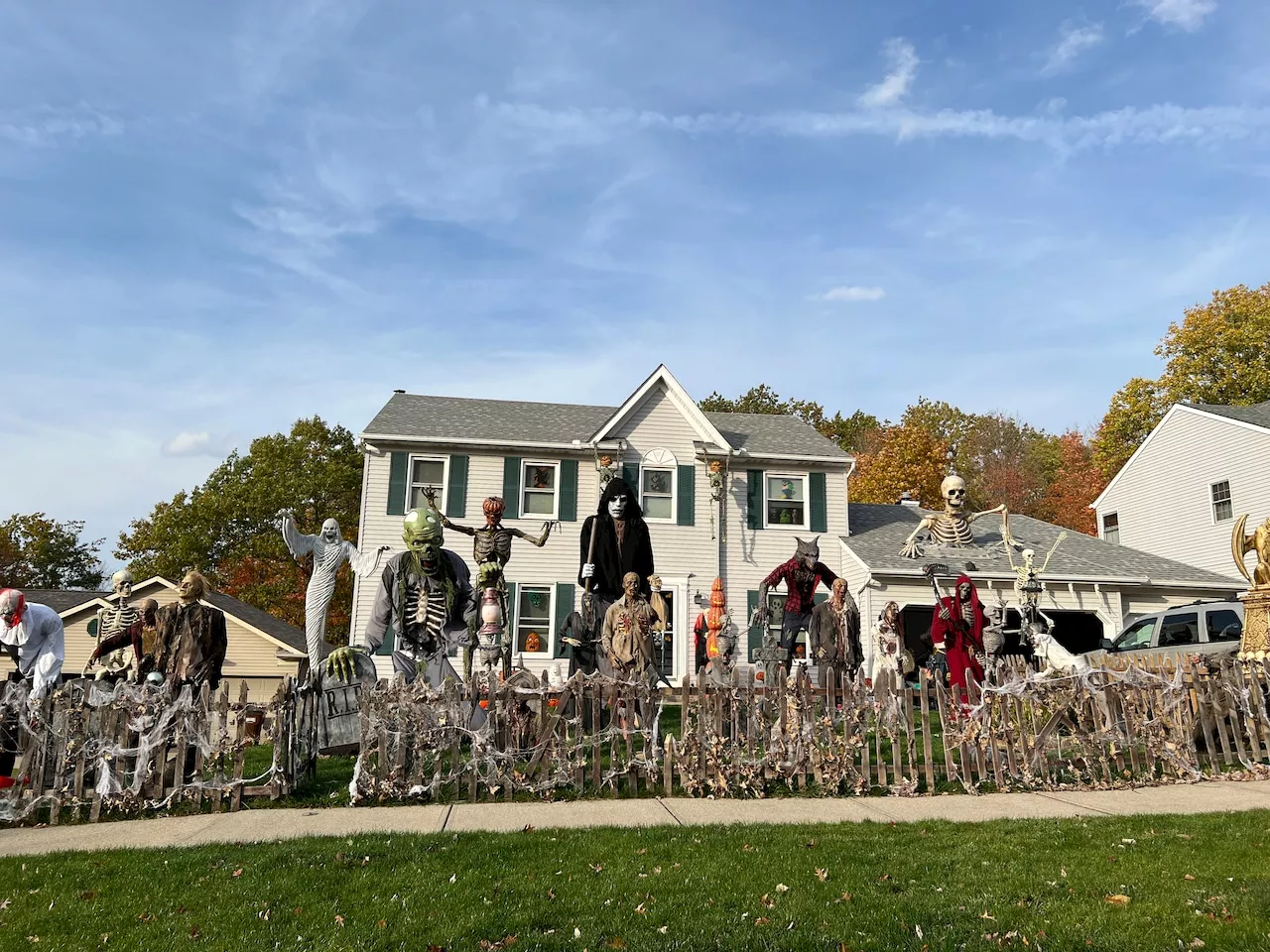 Young Professionals of Parma’s Halloween decorating contest announces winners