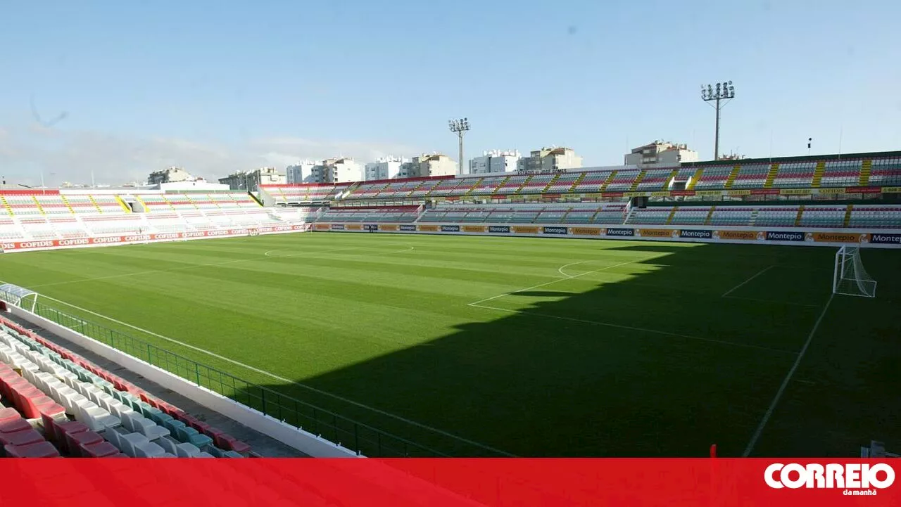 Adiados jogos do campeonato espanhol de futebol a disputar em Valência