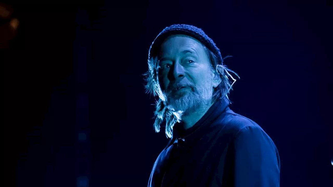 Thom Yorke, cantante de Radiohead, abandona el escenario tras ser abucheado por un manifestante propalestinos