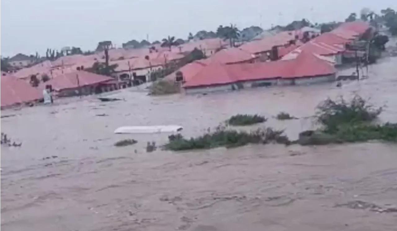 Flood claimed 321 lives, displaced 740, 743 persons nationwide
