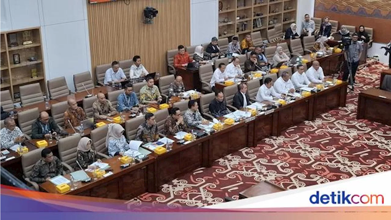 Di DPR, Ketua KPPU Curhat 380 Anggotanya Belum Jadi ASN