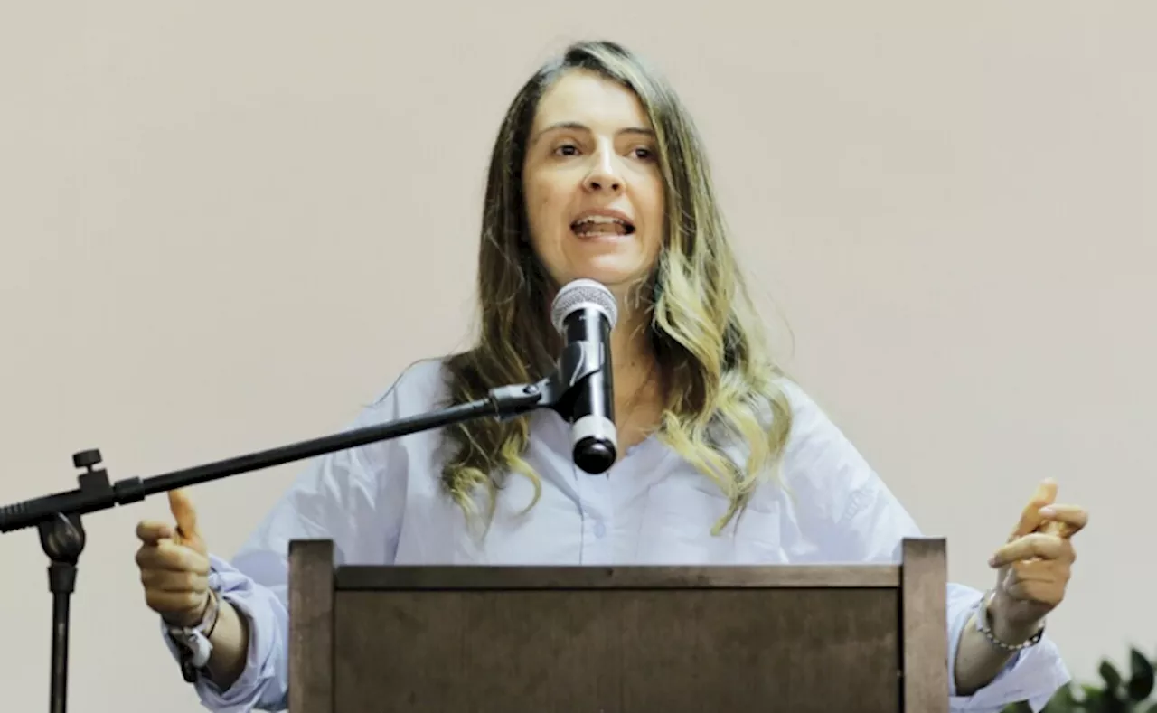 Paloma Valencia, entre los cinco mejores senadores de Colombia