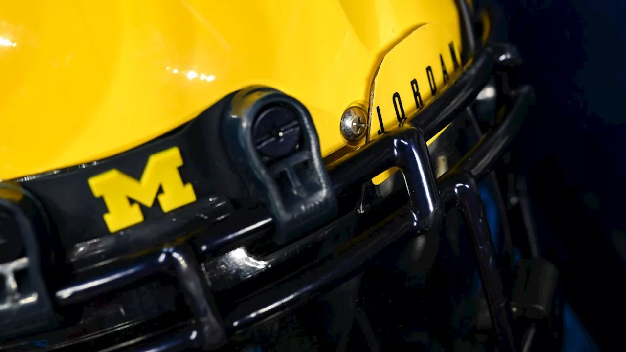 Four-star QB Carter Smith decommits from Michigan football