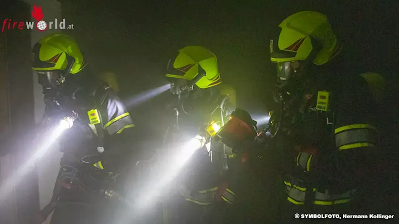 Bayern: Zimmerbrand in verwinkeltem Gebäude in Regensburg