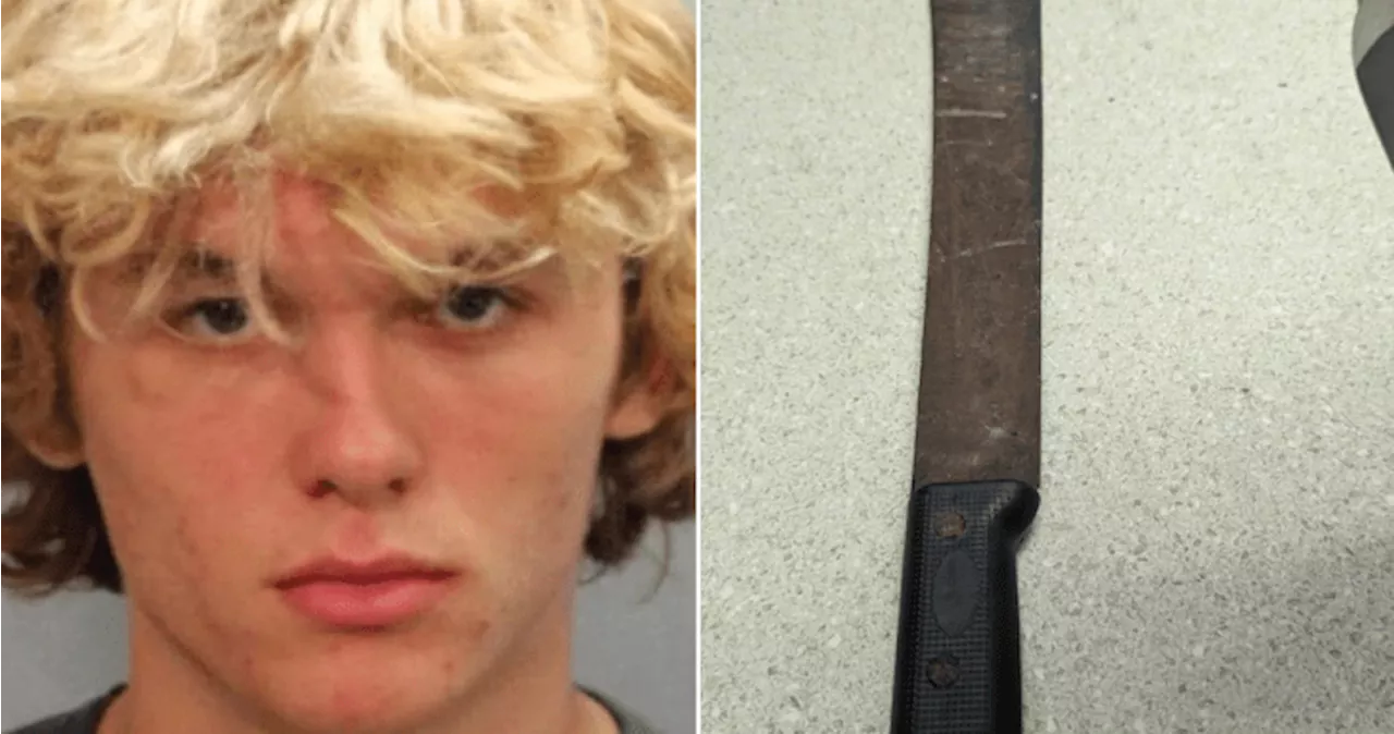 Machete-wielding teen arrested for threatening voters at Florida polling site