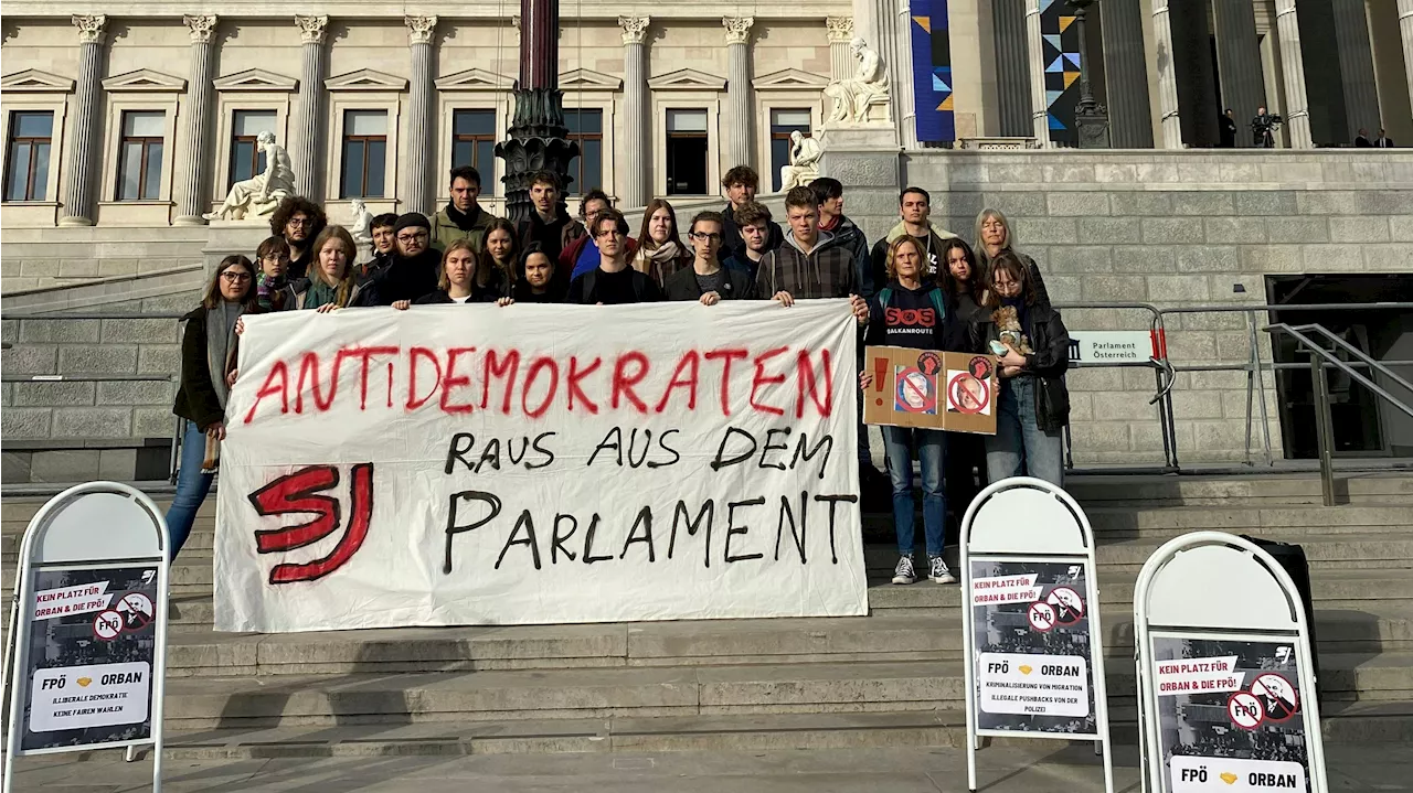 Ungarns Premier regt auf - Protestaktion gegen Orban-Besuch vor Wiener Parlament