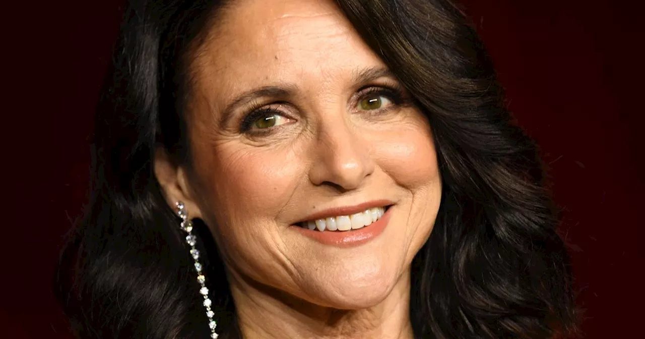 Julia Louis-Dreyfus Recalls 'Cringey' First ‘Saturday Night Live’ Rehearsal