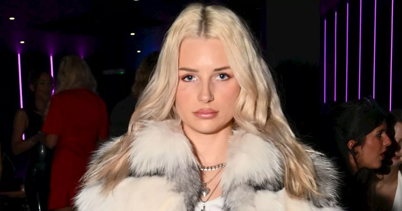 Lottie Moss announces plan to quit OnlyFans despite €35K per month income