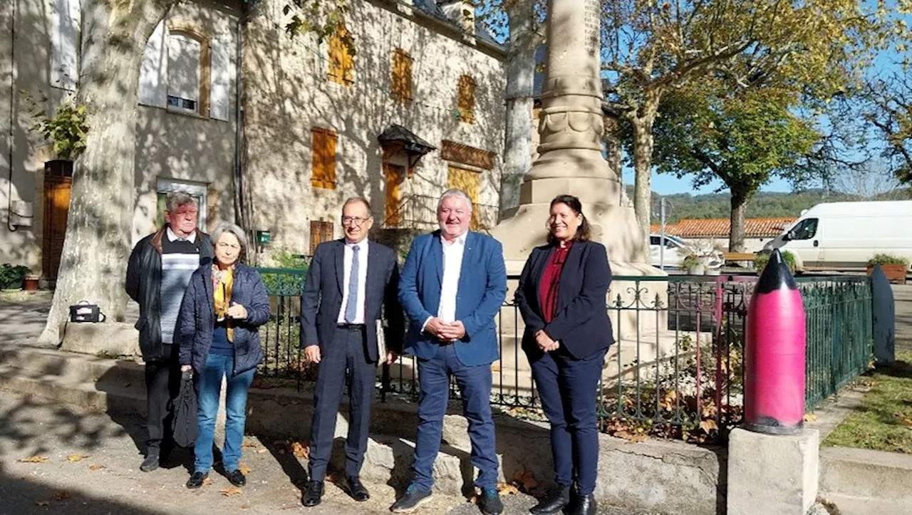 Après les actes de vandalisme sur le monument aux morts, le préfet au soutien du maire et de son village