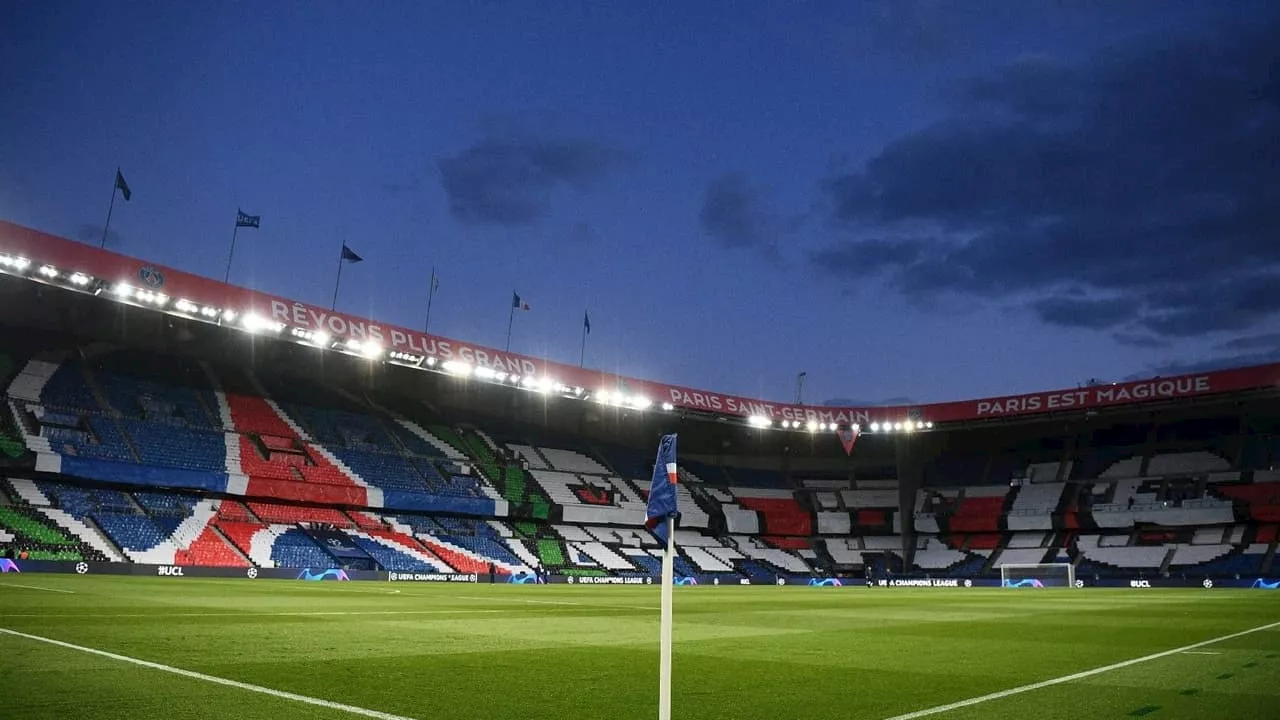 PSG é punido por cantos homofóbicos e jogará com parte do estádio fechado