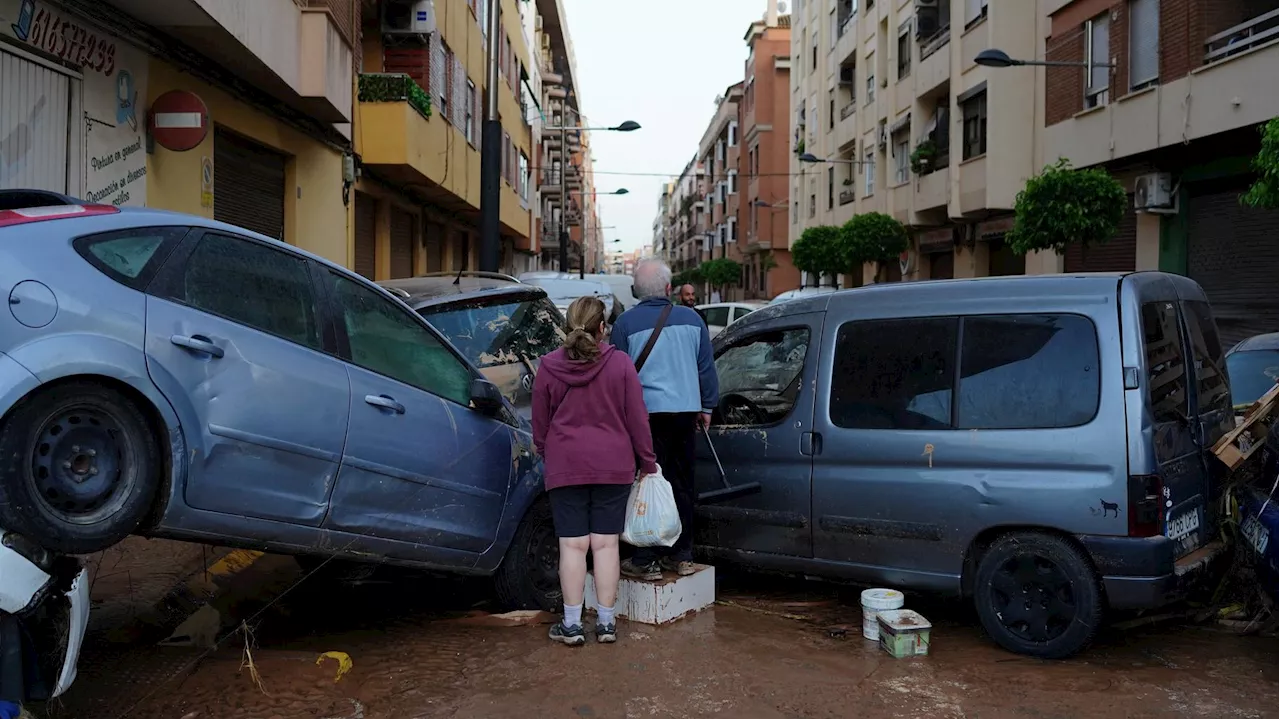 Après les inondations en Espagne, la région de Valence accusée d’avoir ignoré les alertes météo