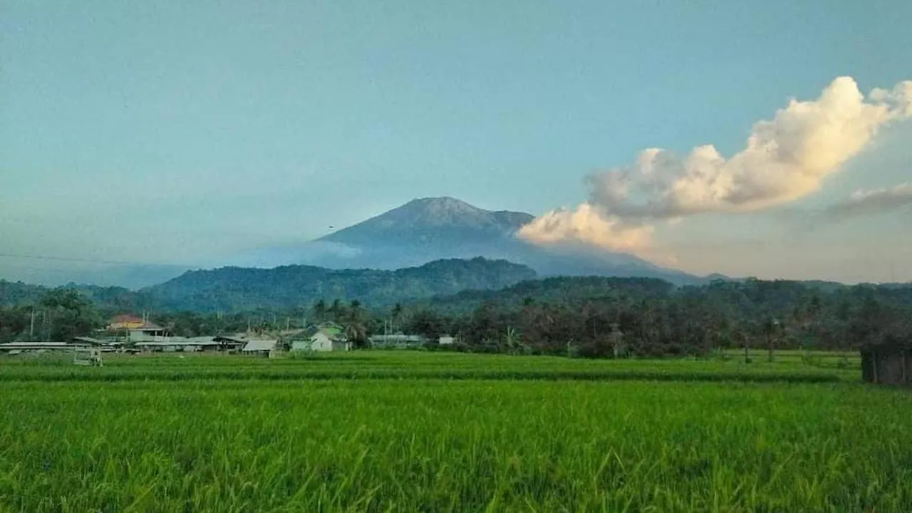 Bantu Masyarakat dan Desa Wisata di Jabar, Kemenparekraf Gelar Literasi Keuangan Serta Bisnis