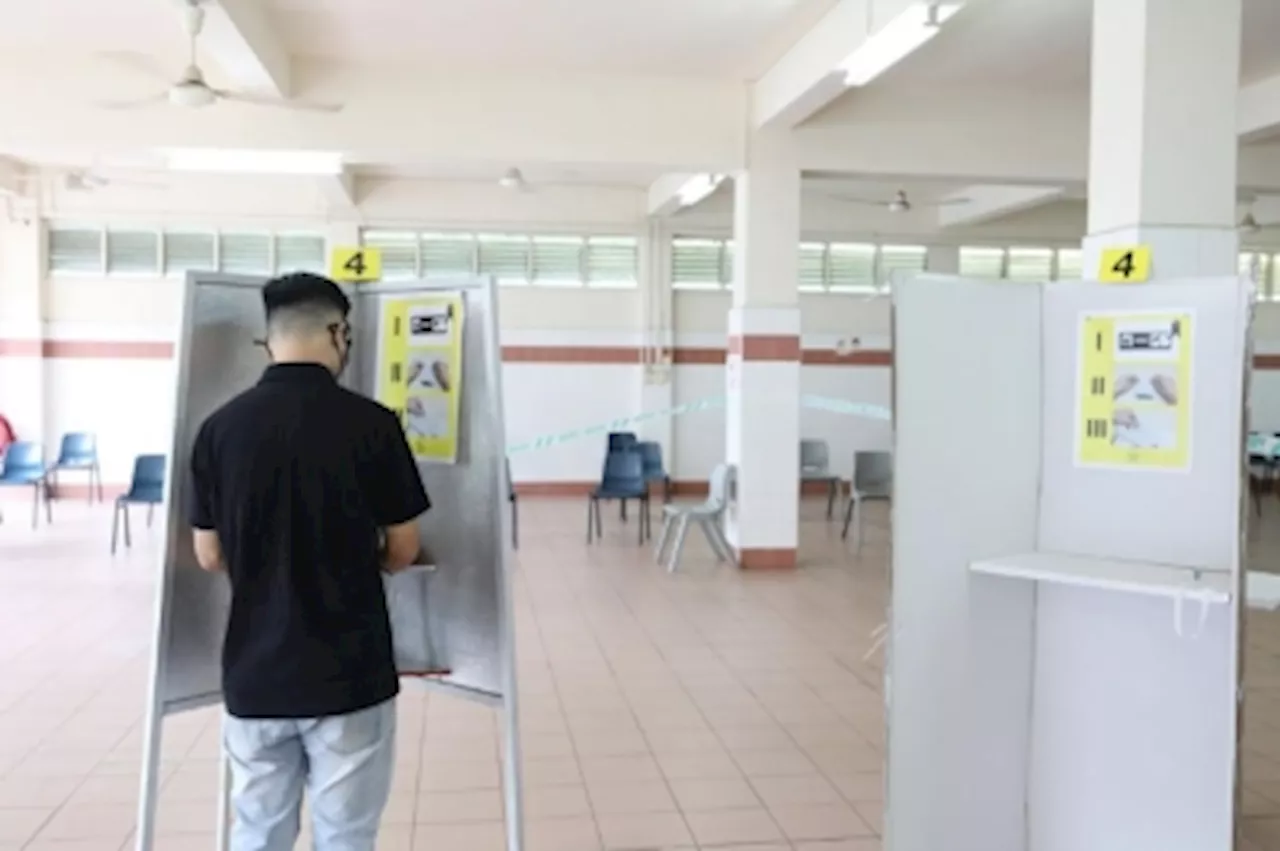 Singapore man fined S$500 for stroking polling officer’s hand during 2023 presidential election