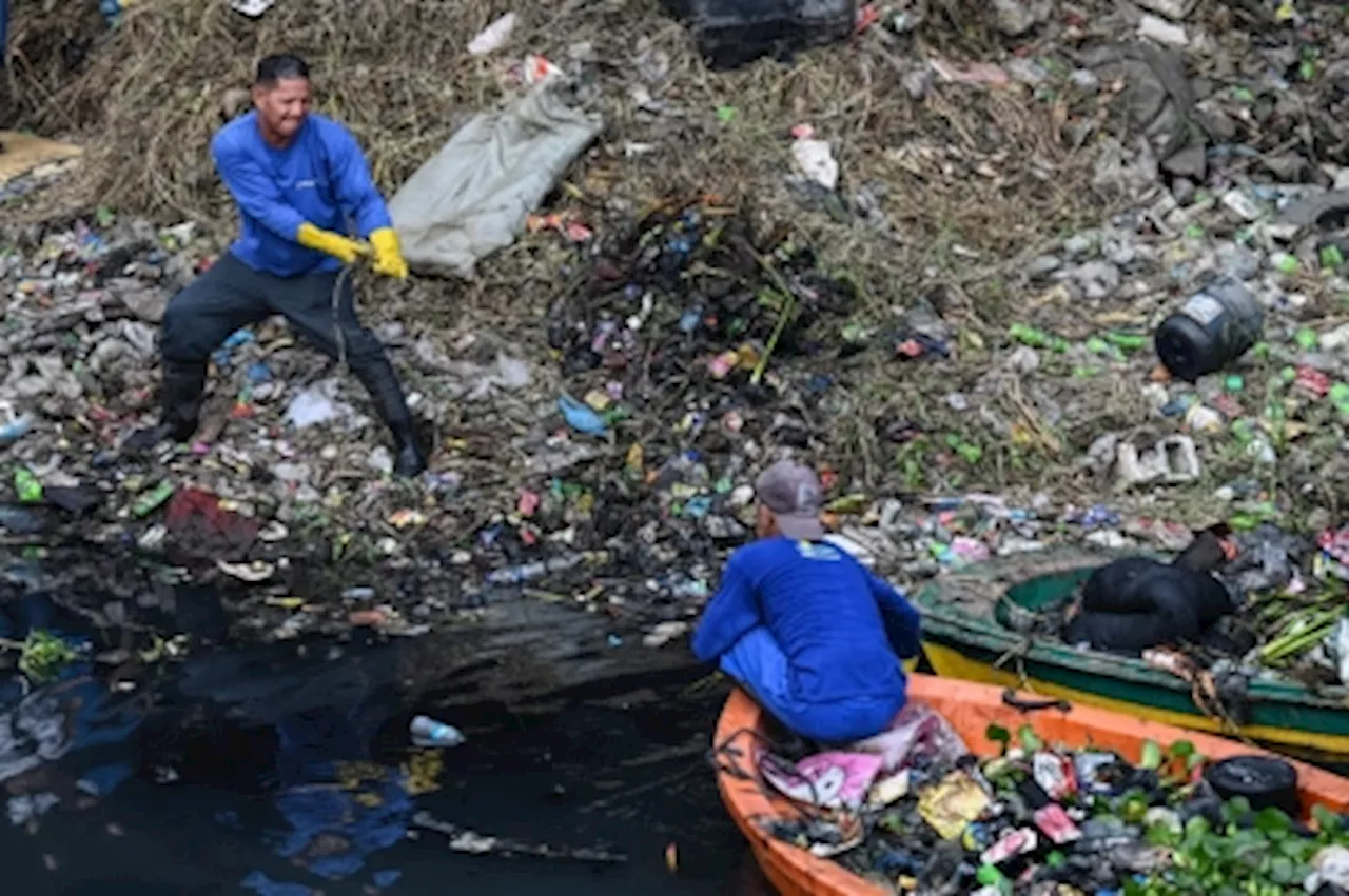 To tackle plastic scourge, Philippines turns to new ‘plastic neutrality’ law, holding big companies accountable with fines