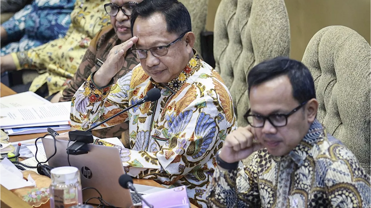 Pamer ke DPR Server Dukcapil Belum Pernah Dijebol, Mendagri Tito Colek Hacker: Tapi Saya Nggak Nantang