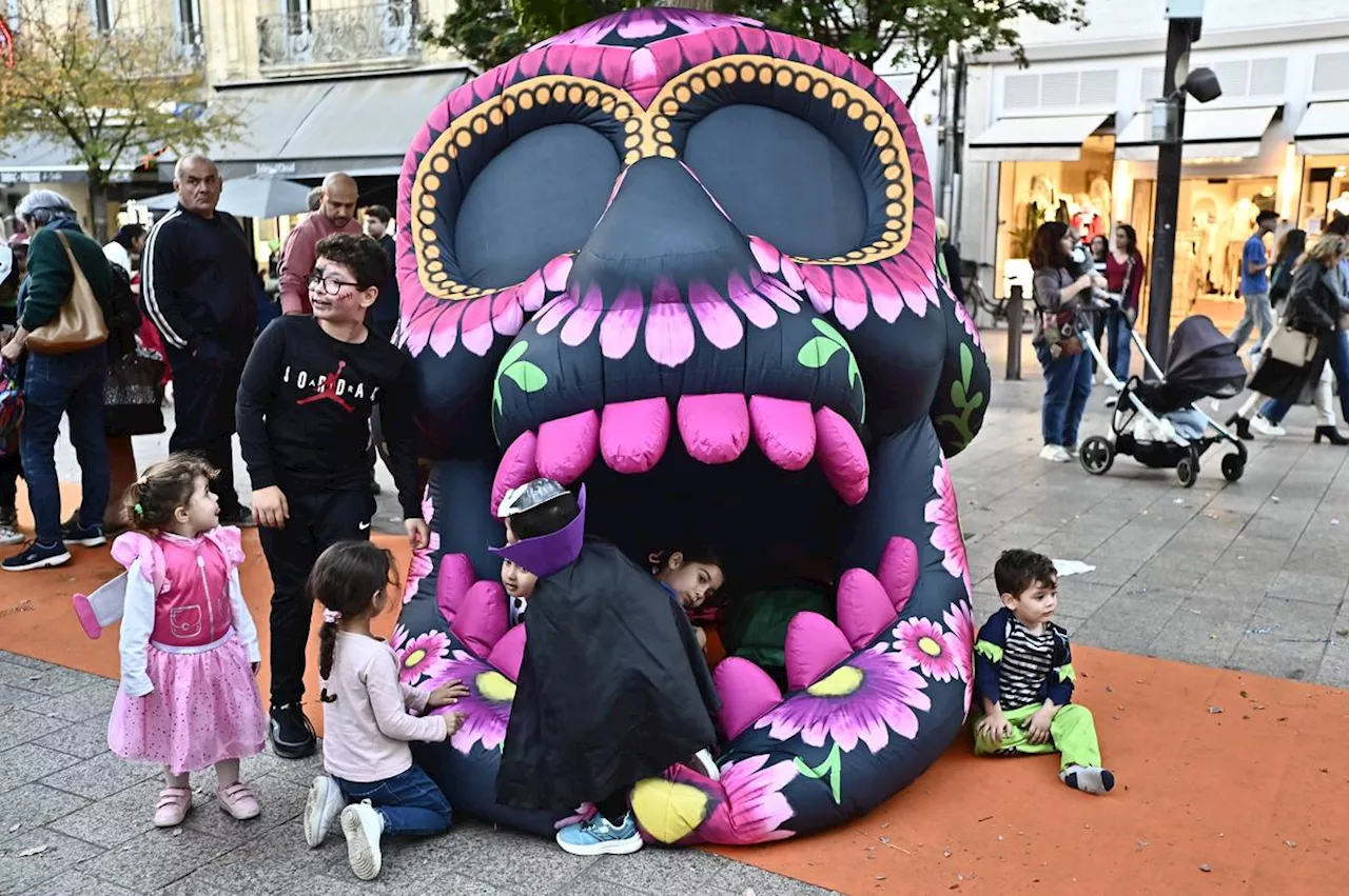 Halloween à Agen : un peuple monstrueux bercé par une douceur printanière