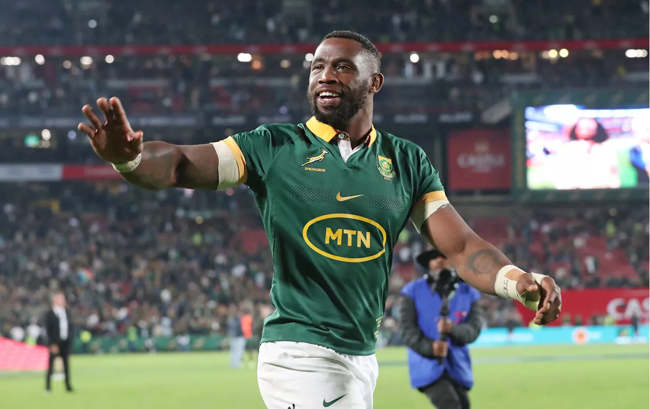 Siya Kolisi posts selfie with room-mates Cheslin Kolbe and Eben Etzebeth