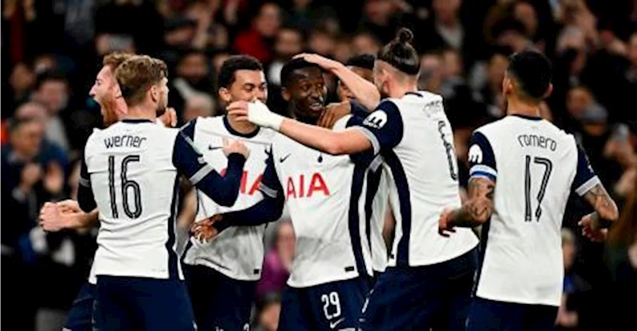 Spurs sink Man City, Man United thump Leicester to make League Cup quarters