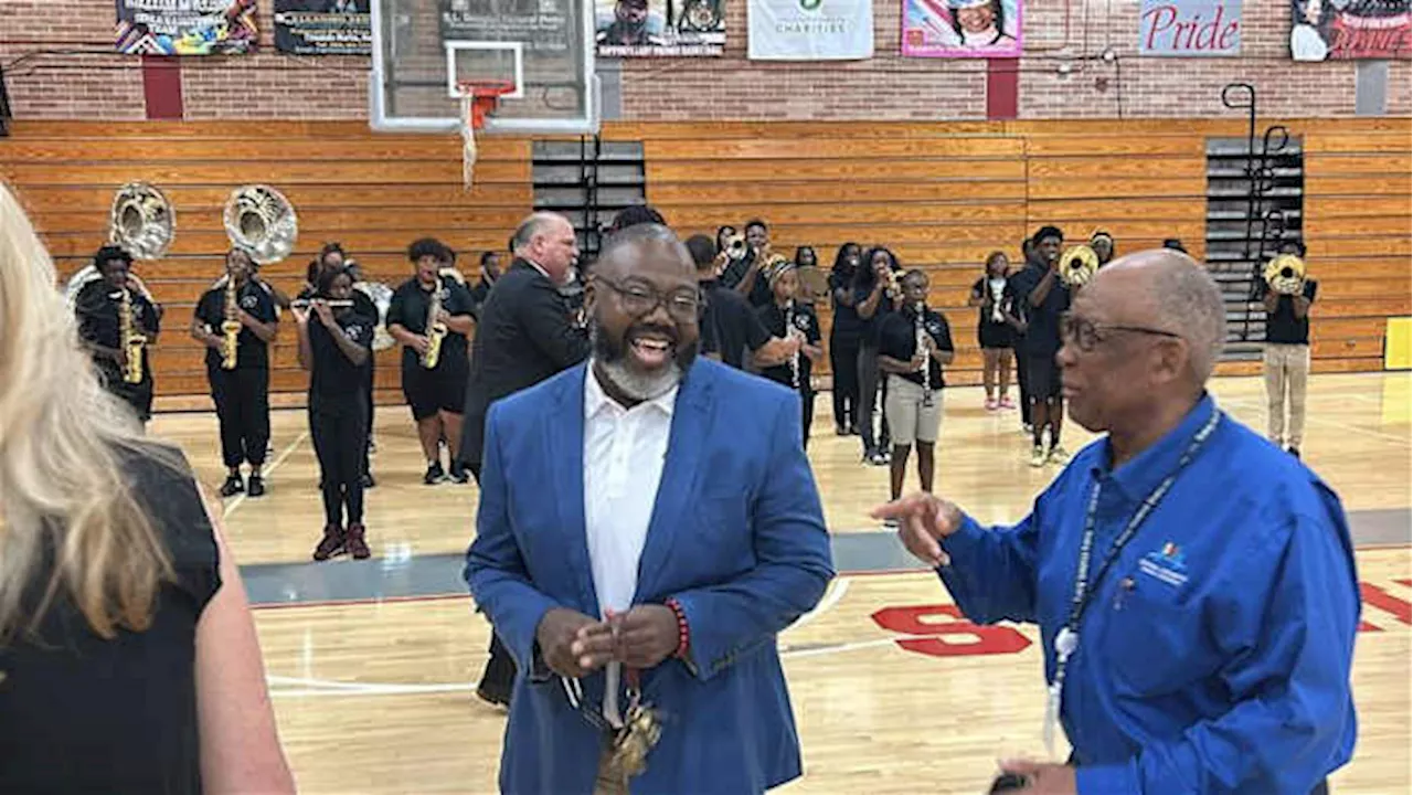 ‘Days like this do not happen’: Raines High School educator named DCPS Principal of the Year