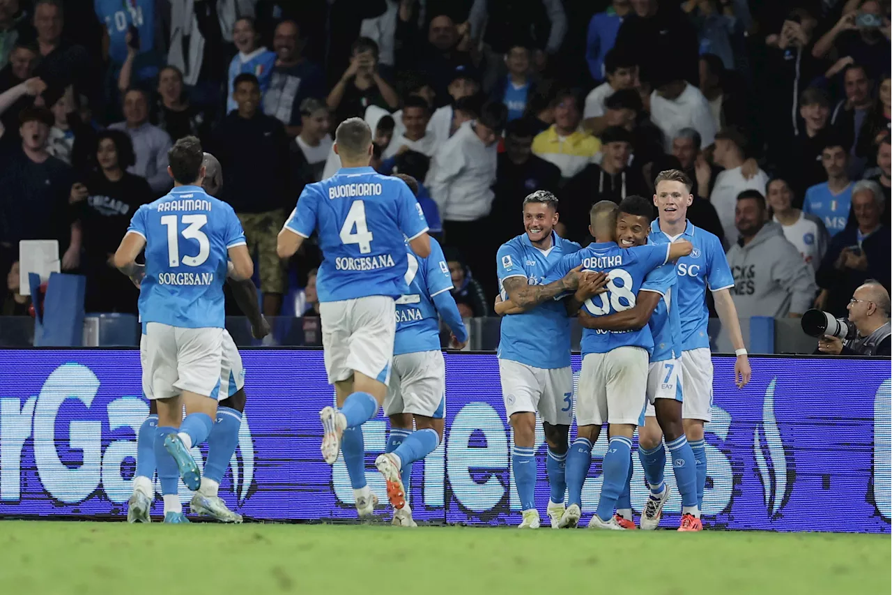 Napoli-Como 3-1, Conte cala il tris e prova la fuga